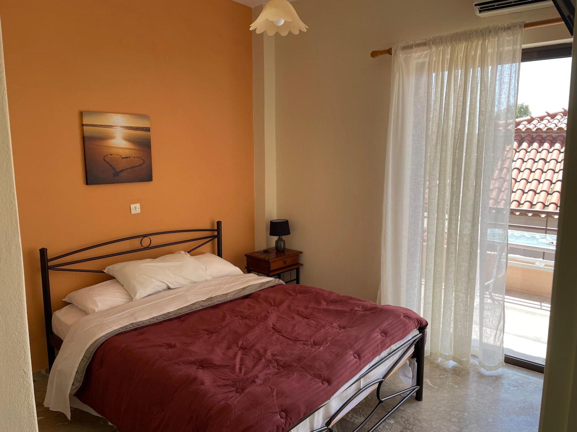Finikas Apartment Iria Exterior photo